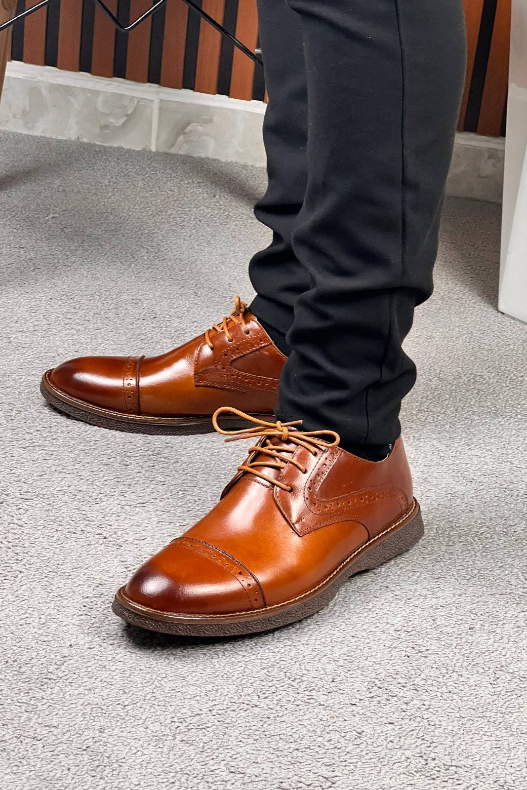 Chaussure en cuir véritable – L’élégance au service du confort