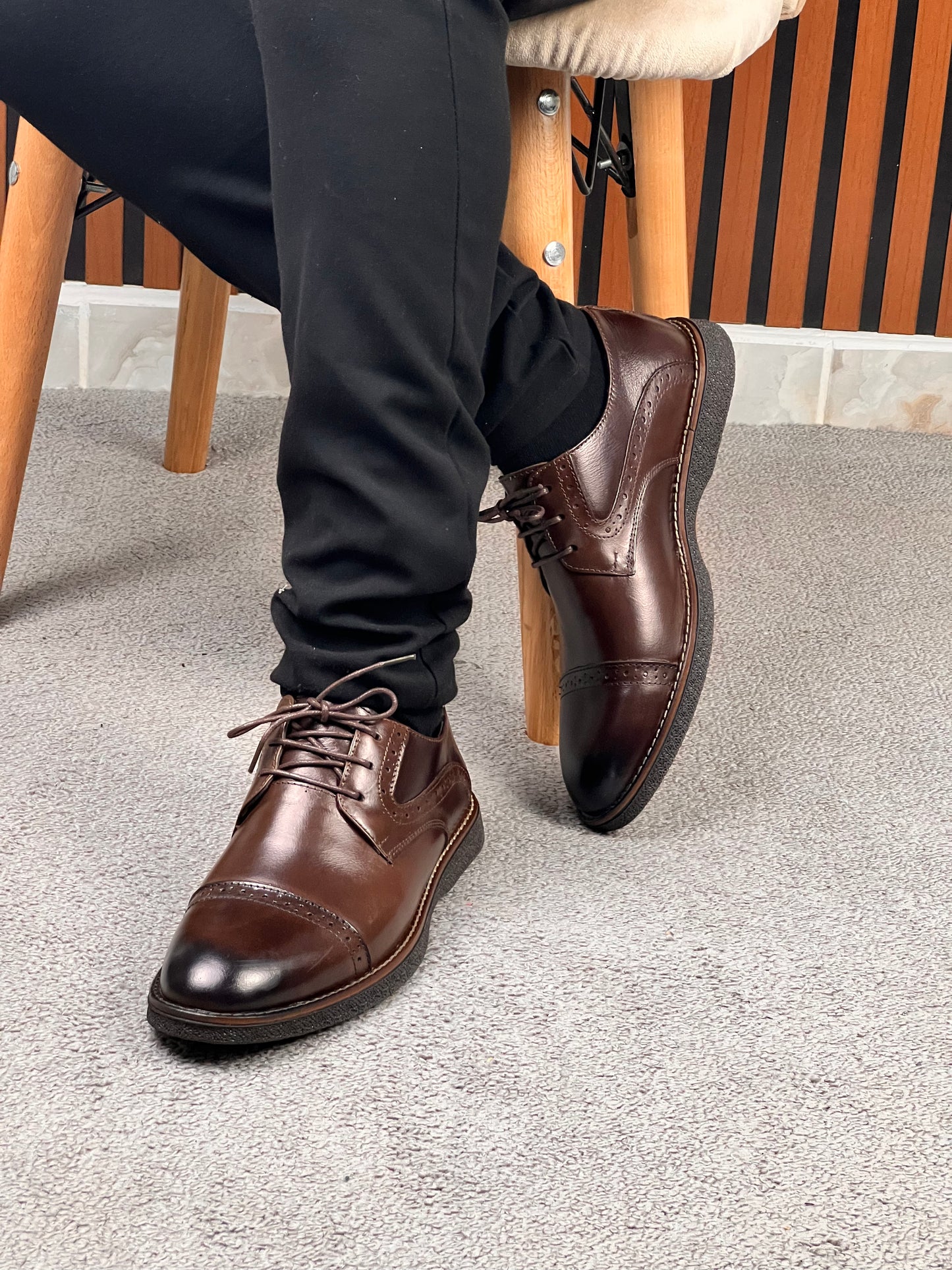 Chaussure en cuir véritable – L’élégance au service du confort